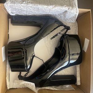 *BRAND NEW* Steve Madden Black Platform High Heels